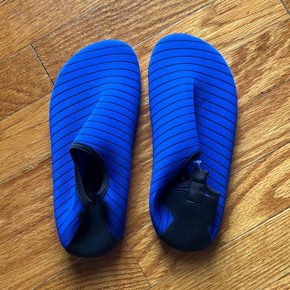 Brand-New Water Shoes